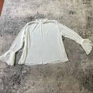 sheer over flare blouse（ivory） 61ZA-2mKSSL._AC_UY1000_.jpg